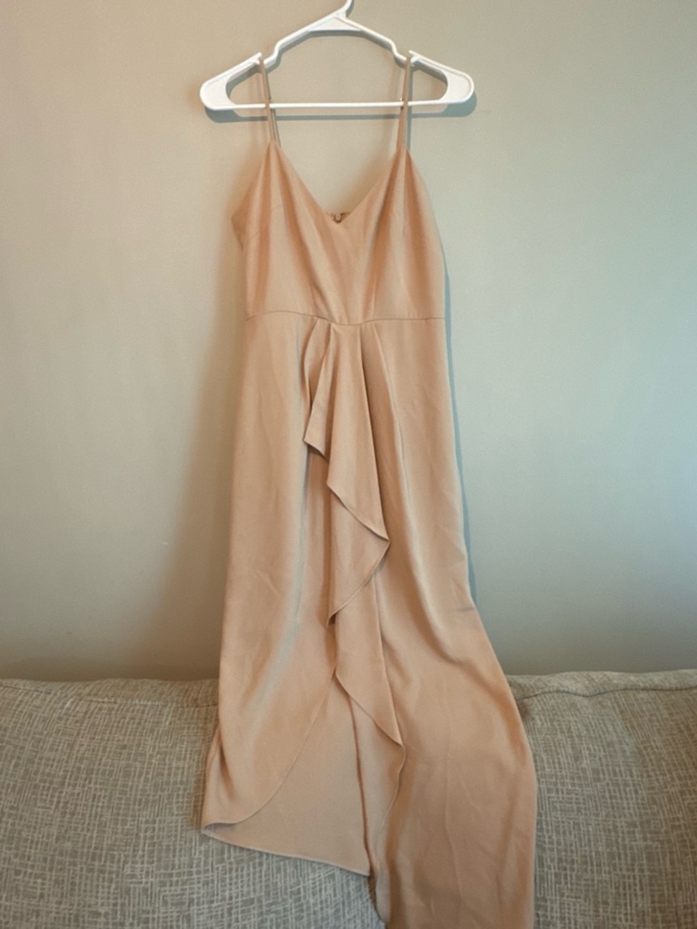 Gianni Bini Beige High-Low Ruffle Midi Dress